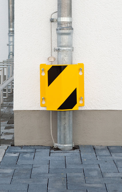 Pipe Guard - Little Mountain - made of steel, for wall mounting, galvanized or yellow/black