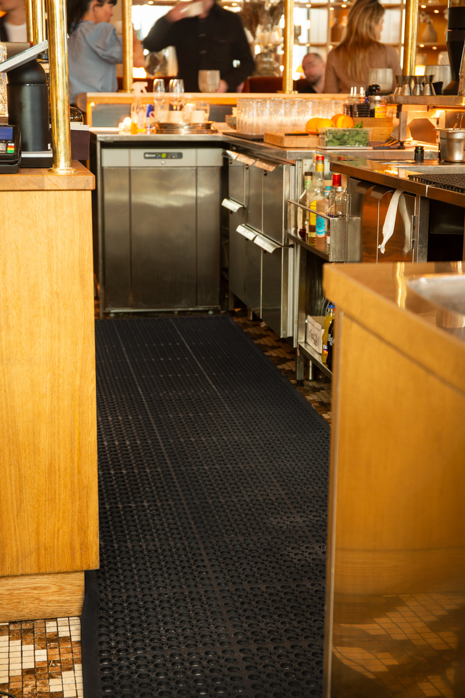 Safe Top – All‑Round Anti‑Slip Rubber Mat