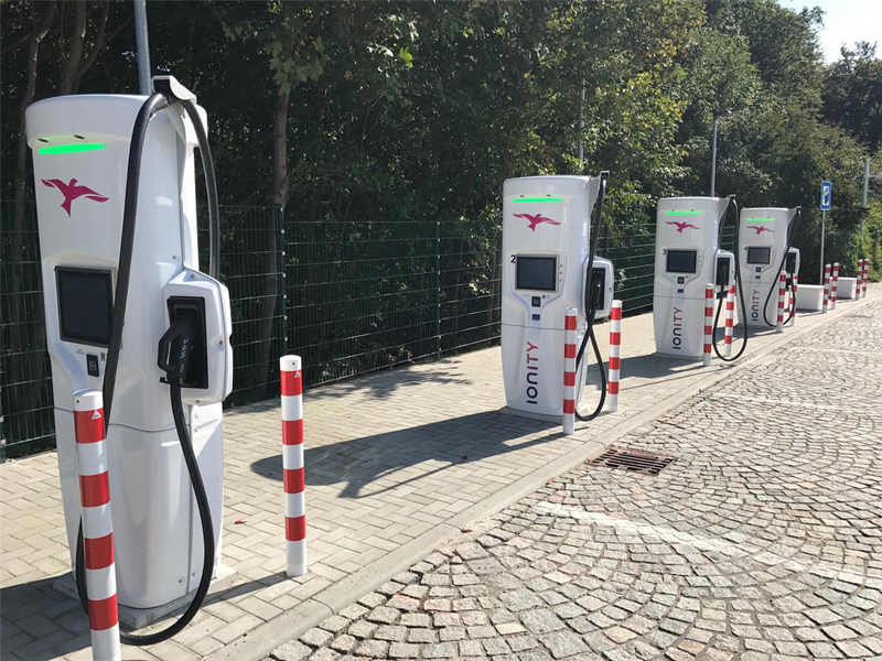 Stationary steel bollards (Ø42- 76mm)