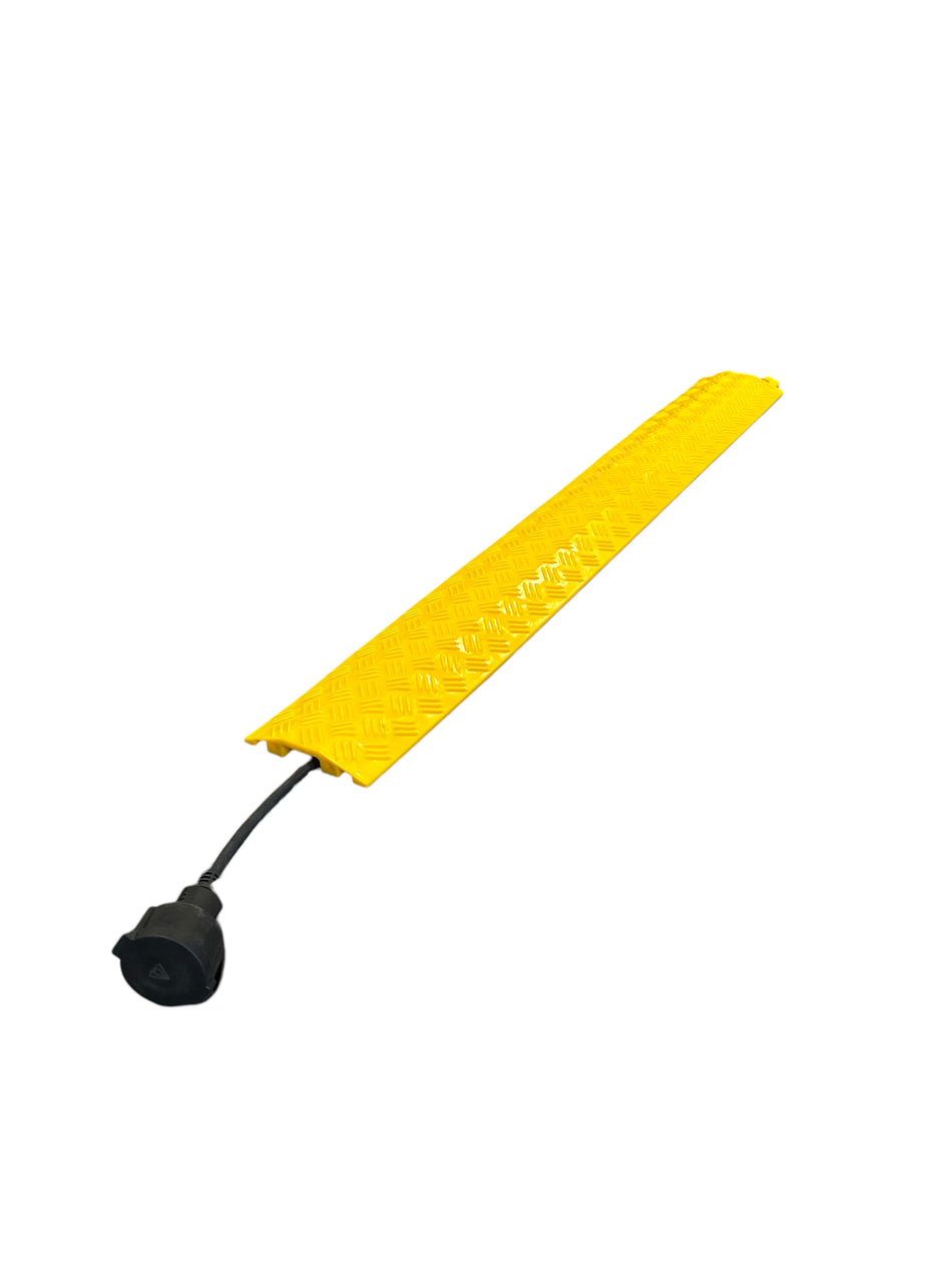 Durable Cable Ramp (135 × 20 × 1000 mm)