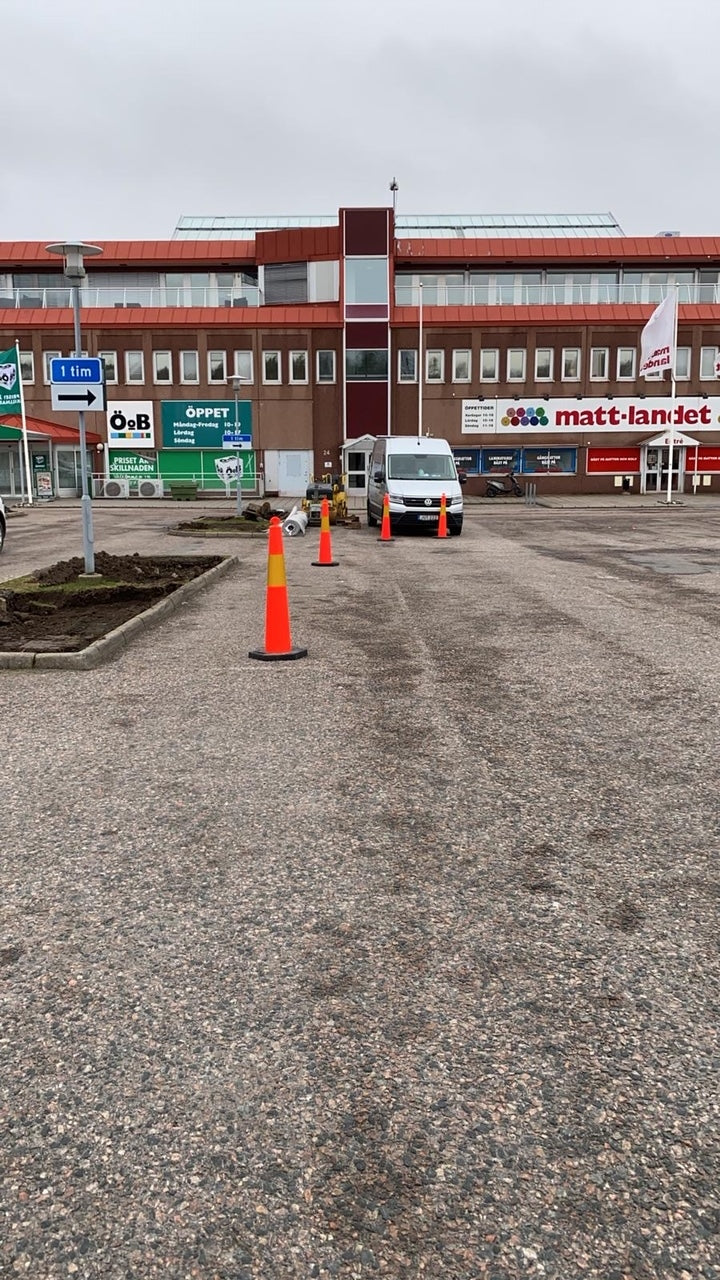 (10 Pack) Flexibarrier T-Top Traffic Cone with 8 kg Base – 115 cm