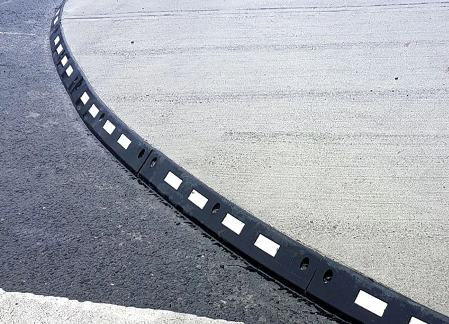 Elastic Rubber Curb (1m length)