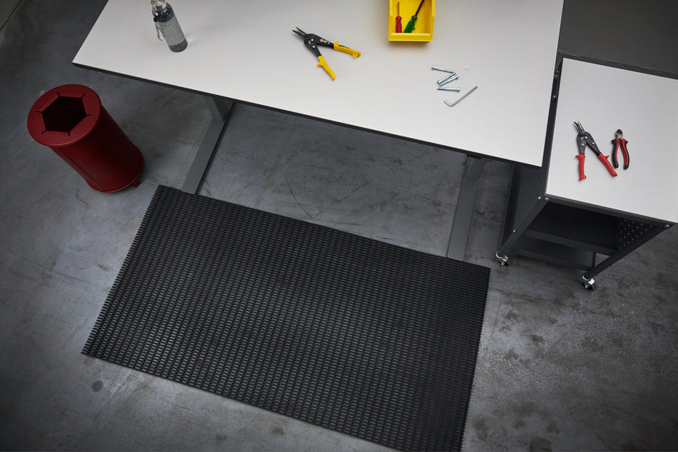 Safe Grip – Industrial Anti-Slip Mat (10 m Roll)