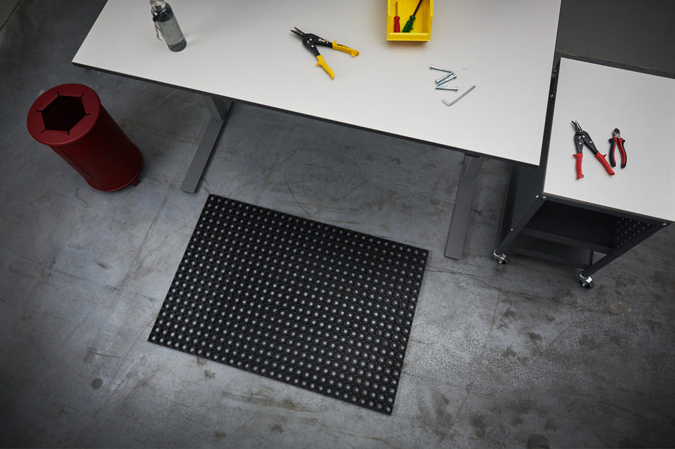 Safe Slip – Interlocking Anti-Slip Rubber Mat